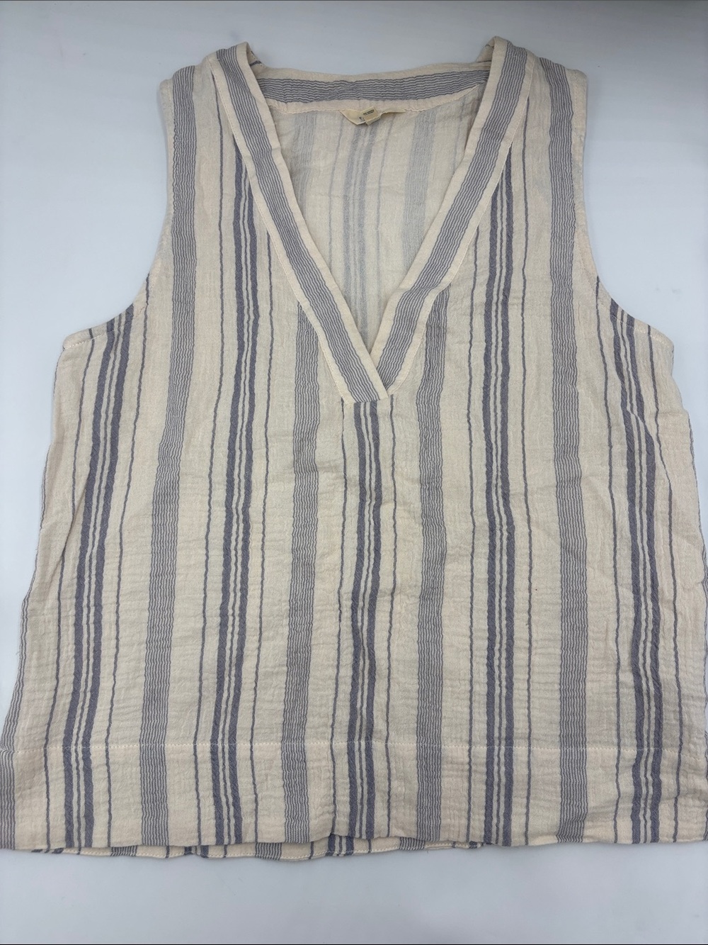 Faherty Dune Cotton Gauze Popover V-Neck Top